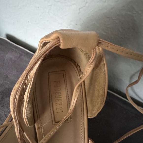 Forever 21, Tan ankle lace up strappy sandal size 7.5 - Picture 6 of 10